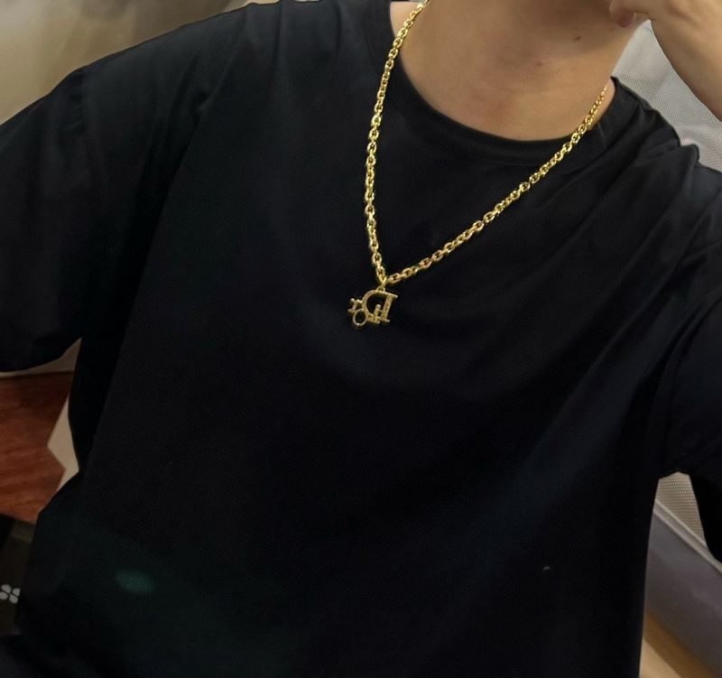 chr1st1an D10r necklaces